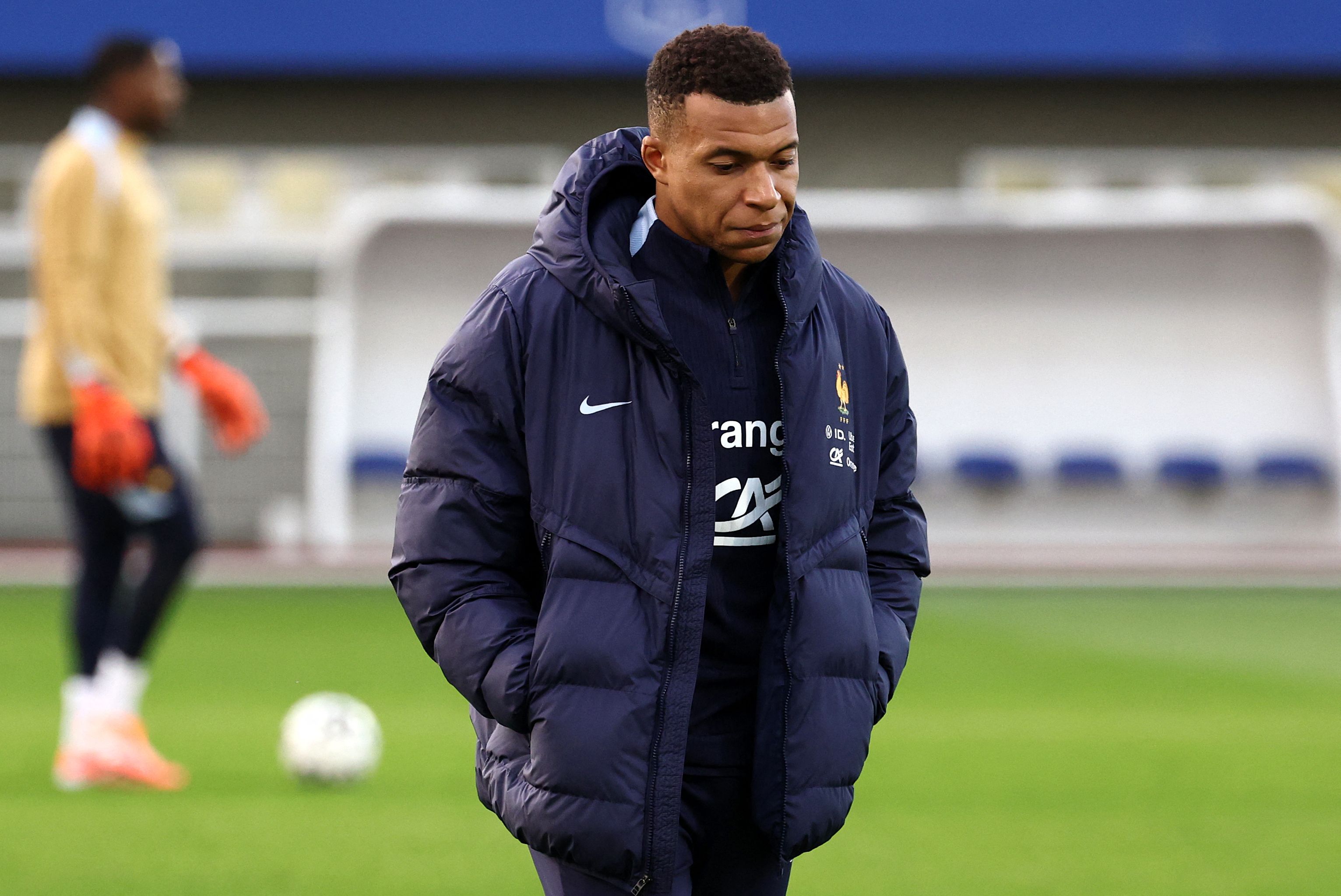 九游体育APP-包含法国杯今晚再迎强敌，上海海港刷新队史纪录，主帅态度：球迷炸锅，训练强度明显提升的词条