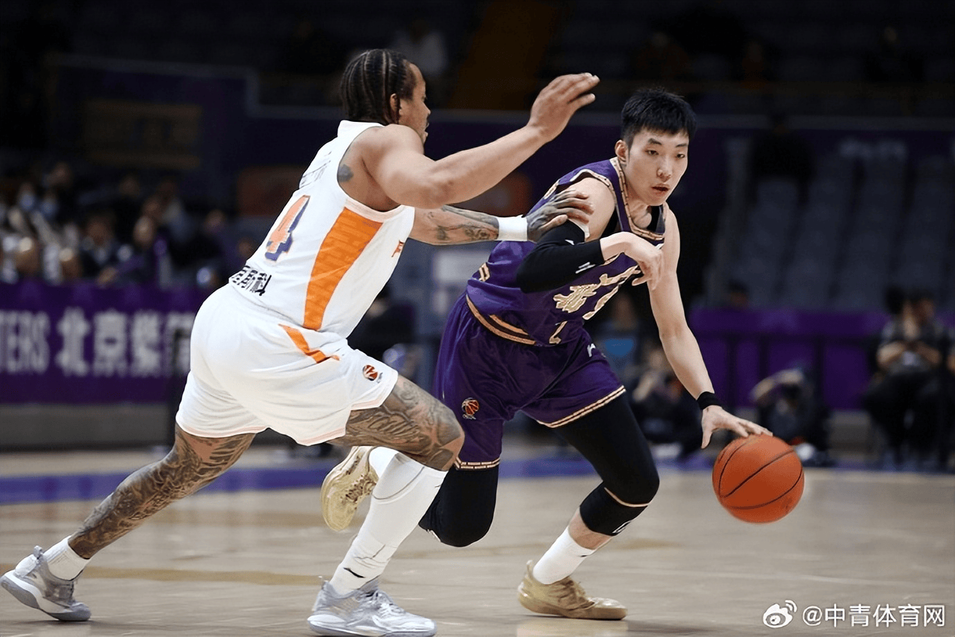 九游体育官网-关于清晨托特纳姆绝杀压哨——CBA季后赛节点到来；更衣室稳定；纪律约束更严格的信息